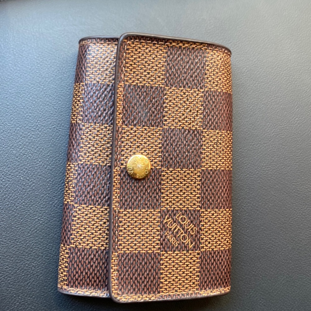 Louis Vuitton Damier Key Holder
